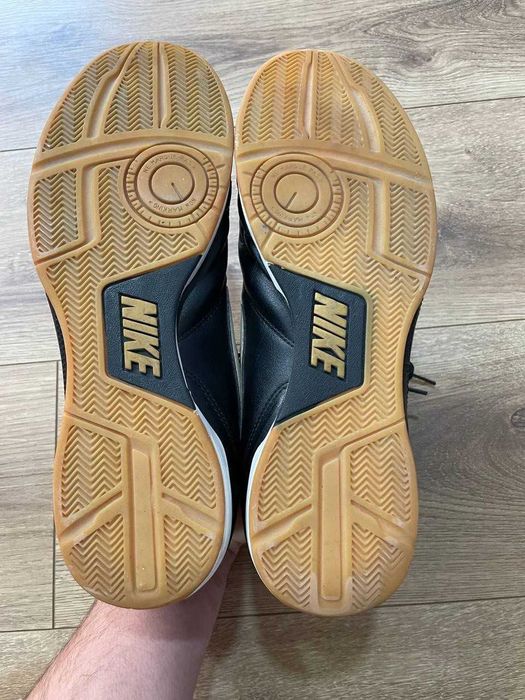 Футзалки,залки професійні чоловічі фірми Nike Tiempo Leather