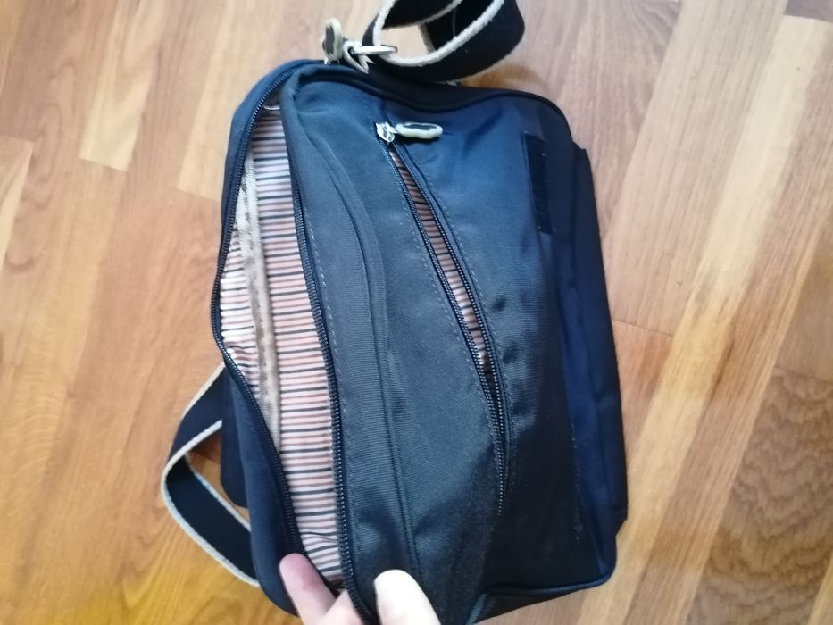 Mala preta para senhora