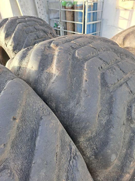 Opony  Nokia 700 /50 26.5