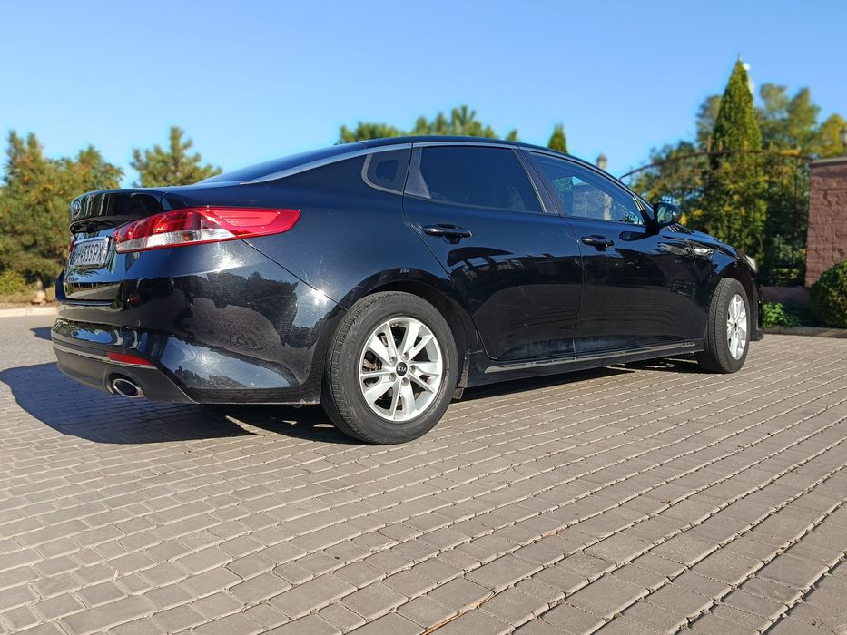 Авто KIA K5 2016 газ
