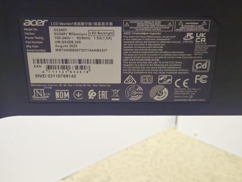Uszkodzone monitory Samsung Odyssey G3 24" + Acer Nitro 24" + kable / Na części