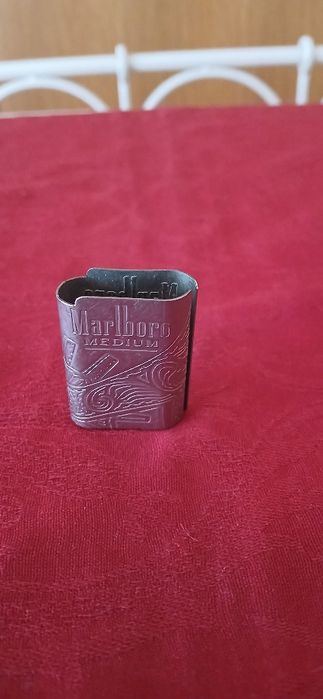 Capa de isqueiro Marlboro Medium