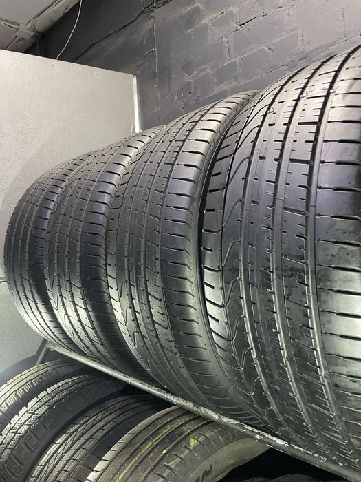 Різноширокі 285/40 + 325/35 R22 Pirelli Pzero