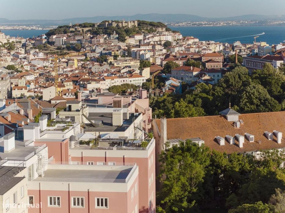 Penthouse T5 com vista, Campo Mártires da Pátria, Lisboa