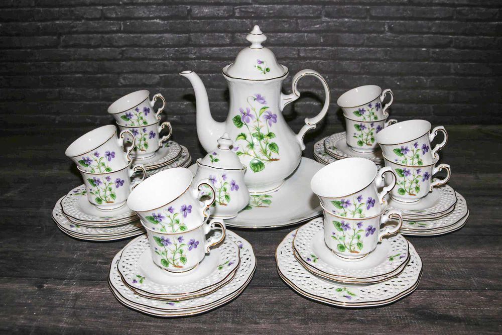 Serwis Svaneholm - fiołki