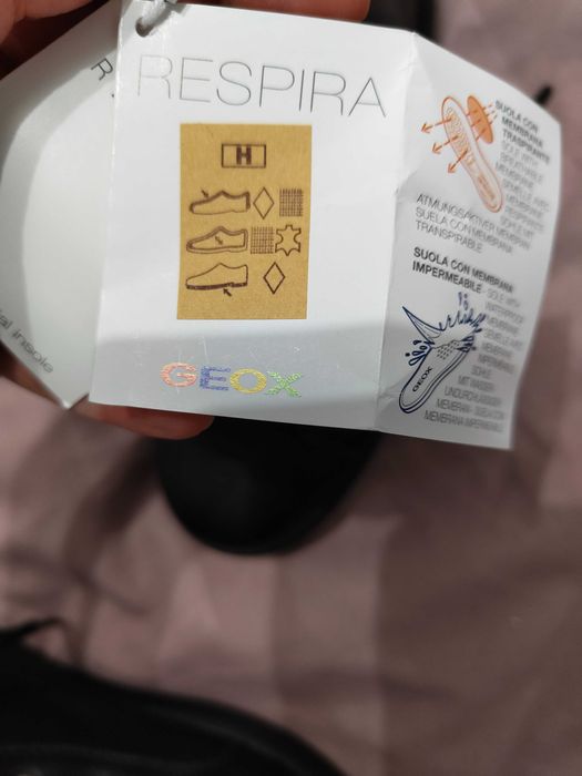 Sapatos novos para menina "Geox"