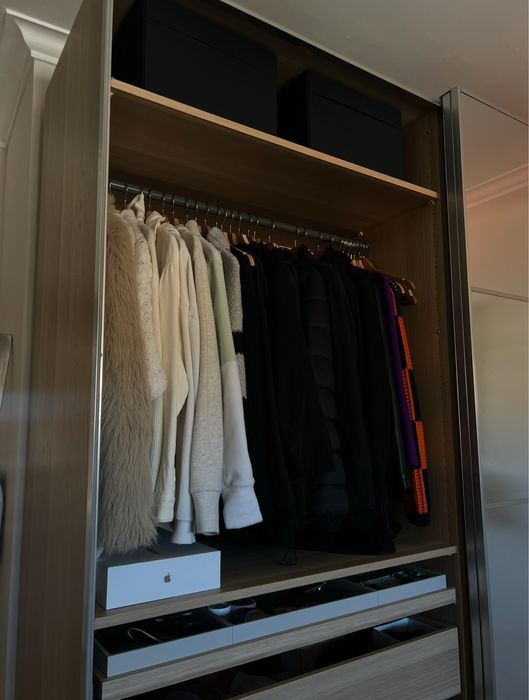 Roupeiro + porta joias Ikea