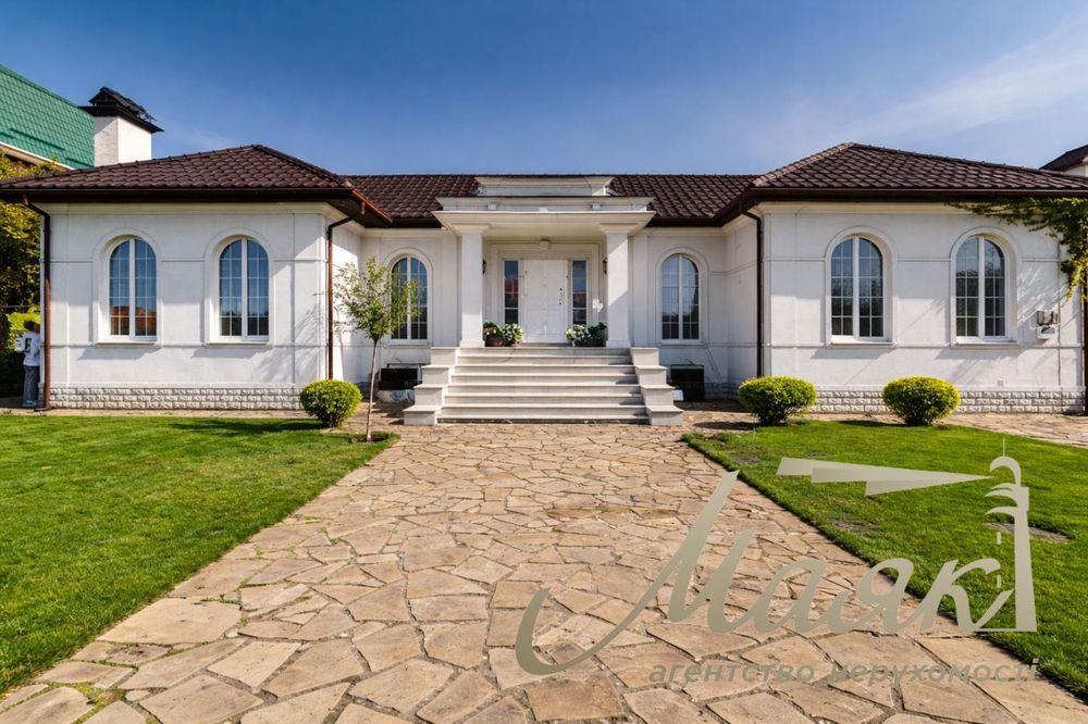 Продажа нового просторого будинку 420 м² з підвалом у с. Гатне, Києво-Святошинський район, Київська область