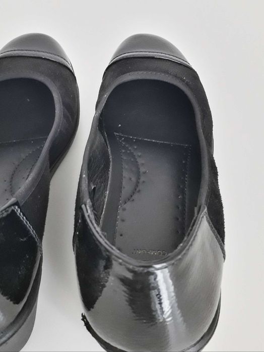Sapatos pretos de cunha (tam. 37/38)