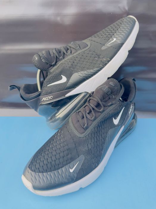 Buty oryginalne Nike Air Max 270 w rozmiarze 45,5