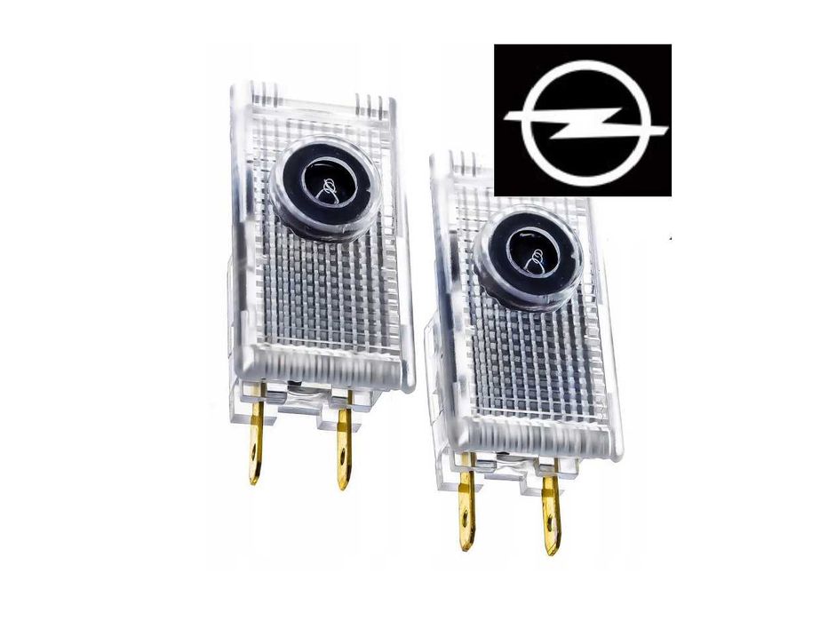 Діодна підсвітка в вигляді логотипа при відкритті дверей Opel Insignia