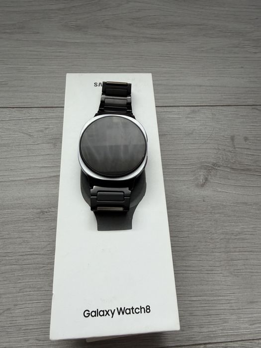 Samsung Galaxy Watch 8 eSim LTE  SM-L335F