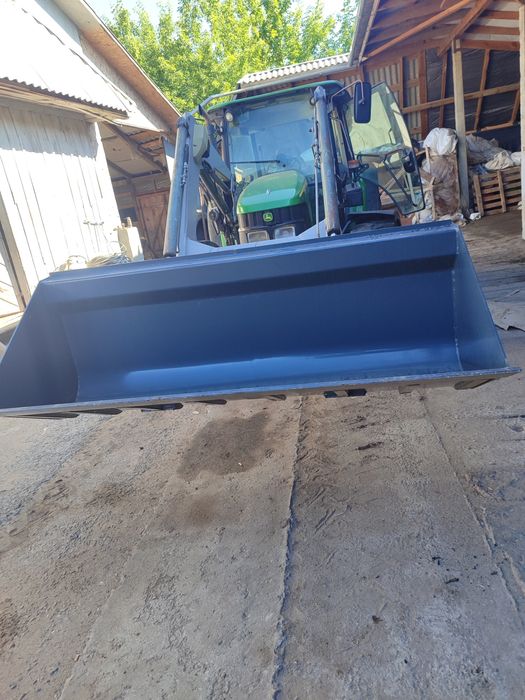 Фронтальний навантажувач