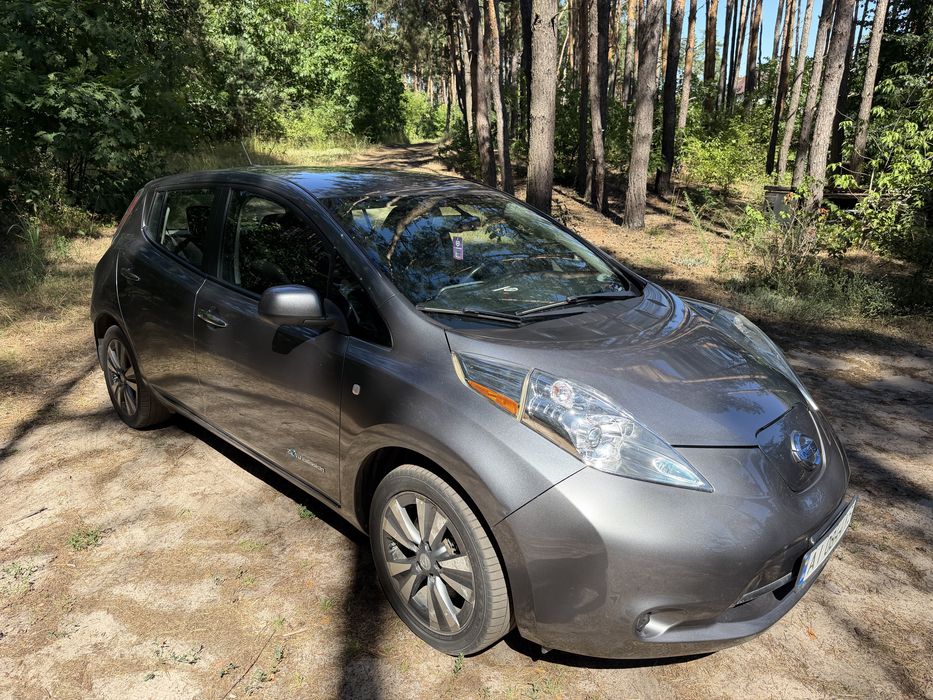 Електроавтомобіль Nissan Leaf 2015