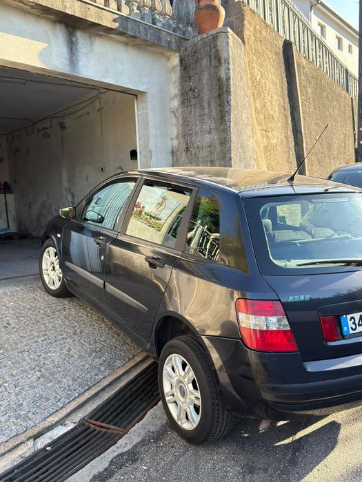 Carro Fiat Stilo
