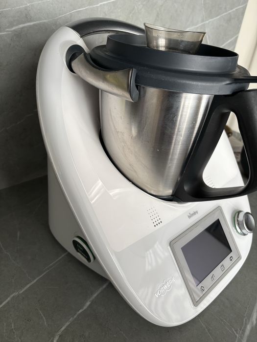 Bimby TM5 usada com varoma