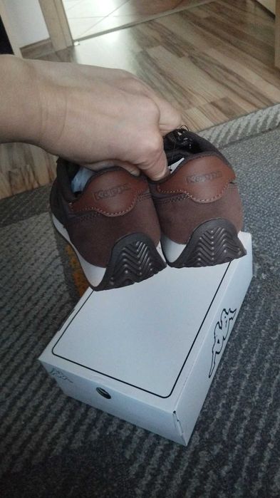 Buty sportowe czekolada