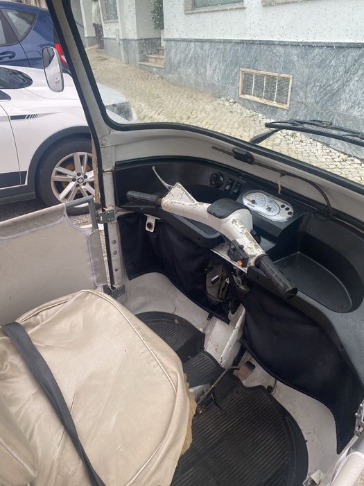 Tuk Tuk Piaggio 1+2 Lugares