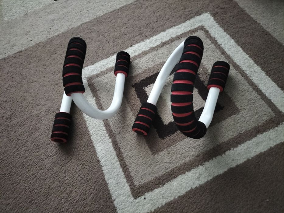 Стойки для віджимання