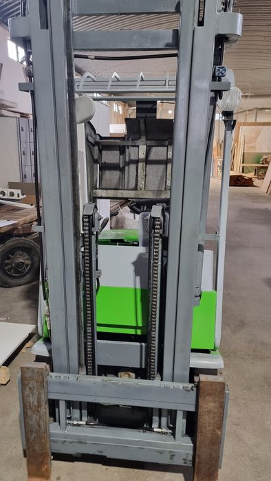 Empilhador Elétrico Recondicionado