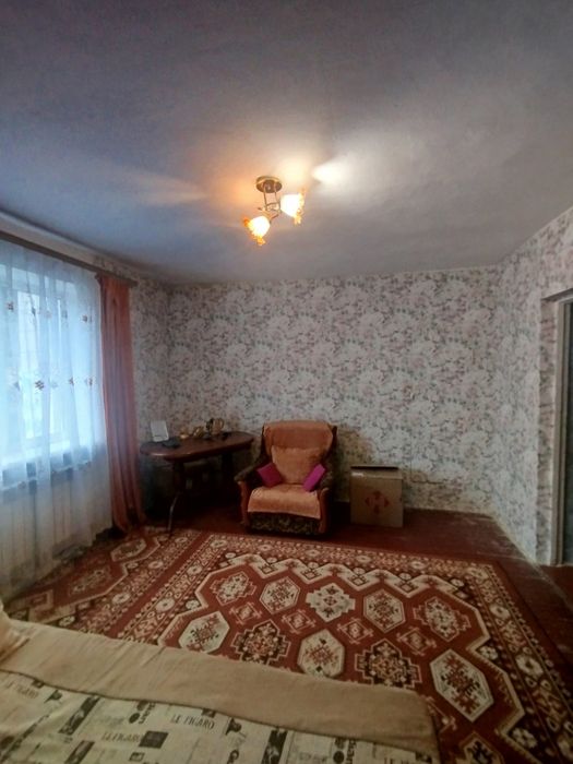 Продається 2х кімнатна квартира по вул ГМП