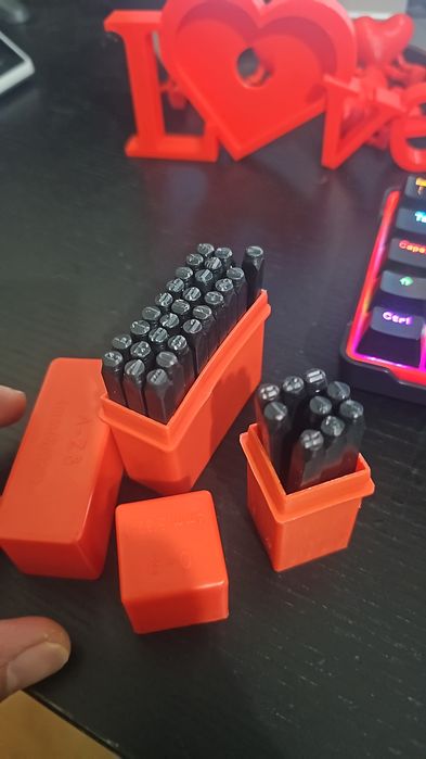 Seed metal grave suas seed em metal