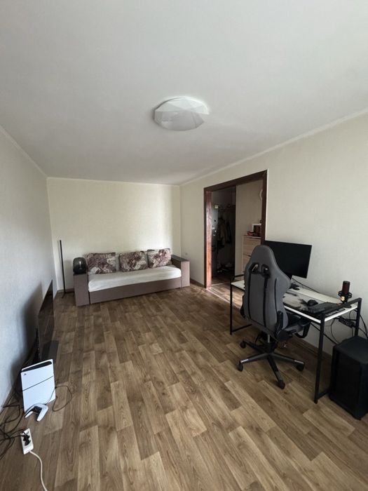 Продам 2-кім кв Дафі пр.Науки Гагаріна