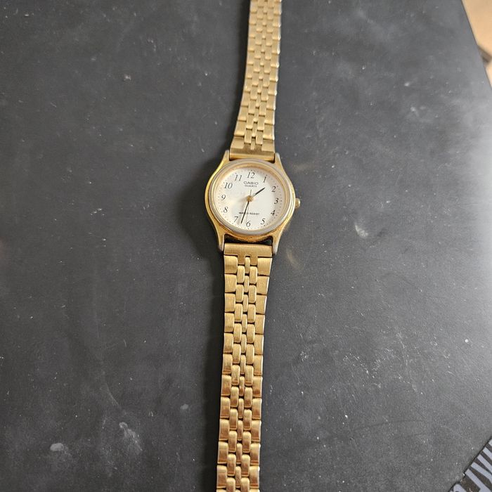 Casio zegarek analogowy