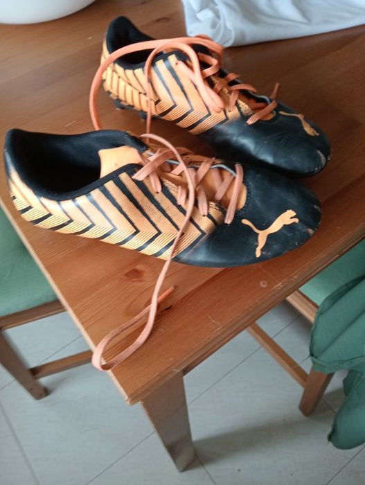 Chuteiras futebol puma