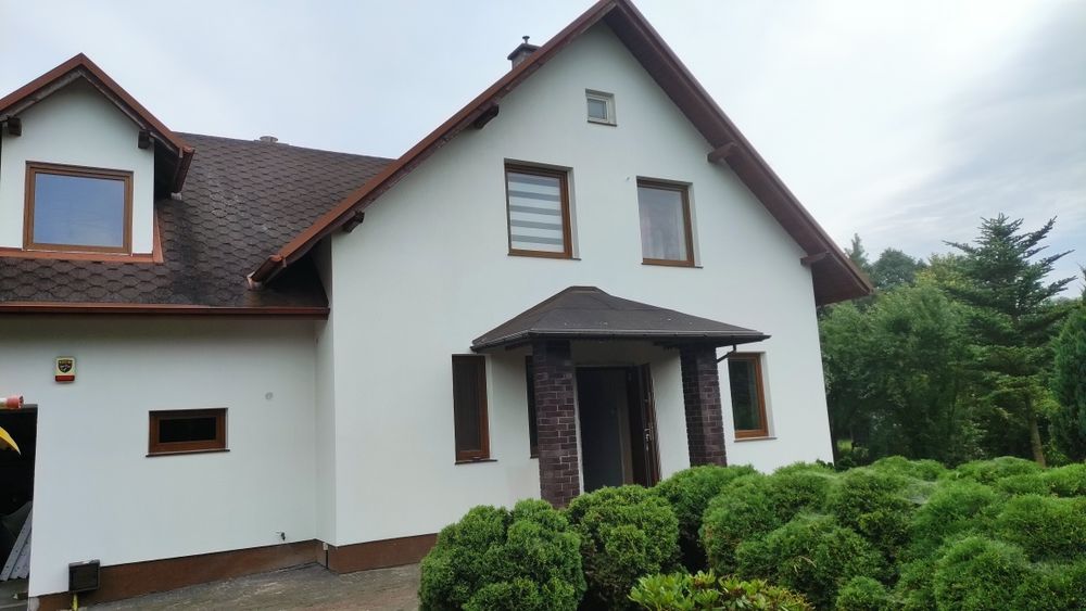 Malowanie elewacji i ogrodzeń