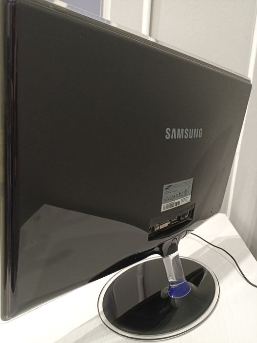 Монитор 23" дюйма Samsung LED FullHD HDMI DVI монітор 23