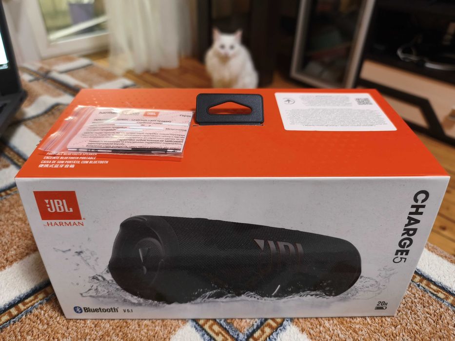 Портативна акустика JBL Charge 5 Black як нова