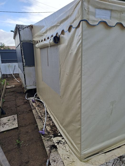 Vendo avançado, tenda em bom estado