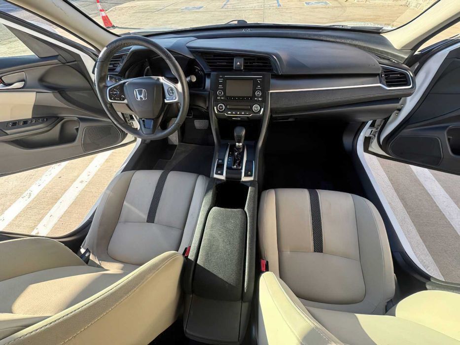 Honda Civic LX      2019