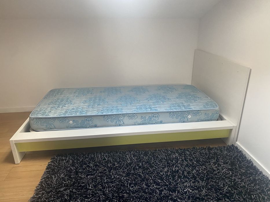 Quarto completo de rapaz