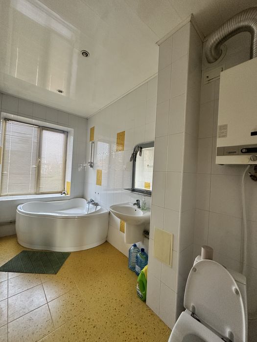 Реальная 2-ка в Центре, Архитектора Бекетова, Ул. Гиршмана 17