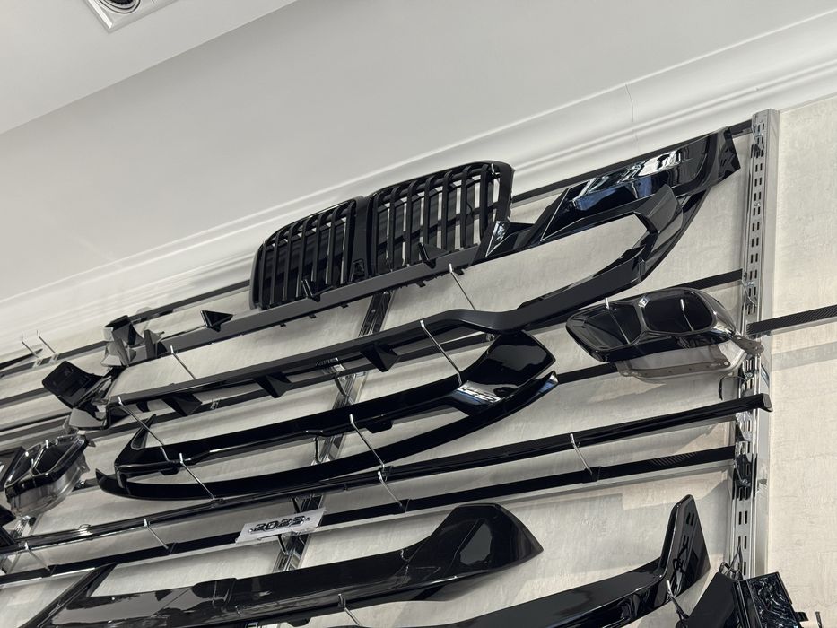 Обвес M-Perfomance для BMW X7 G07 LCI 2022+ Накладки Спойлер Paradigma