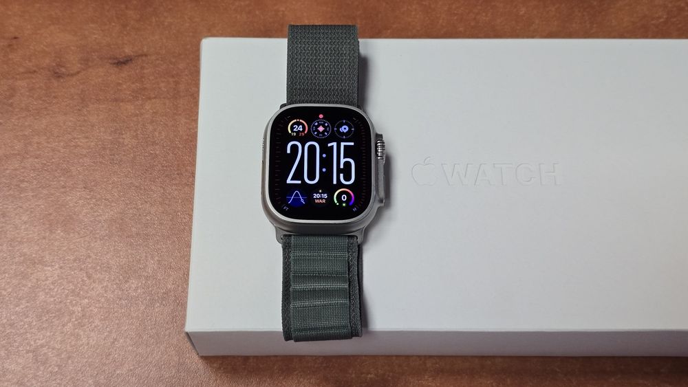 Apple Watch Ultra 49mm GPS + Cellular LTE tytanowy, stan bdb