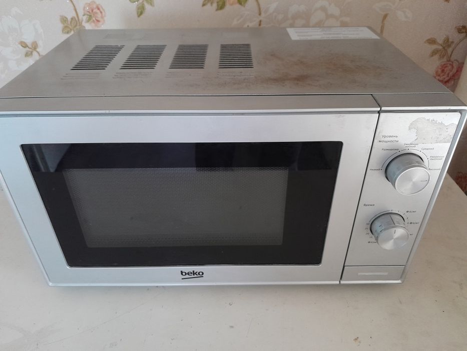 Мікрохвильова піч BEKO