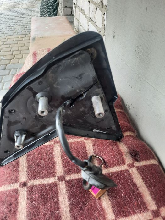 Продам ліве дзеркало заднього виду до фольцваген Т5