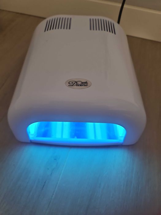 Catalisador de unhas UV