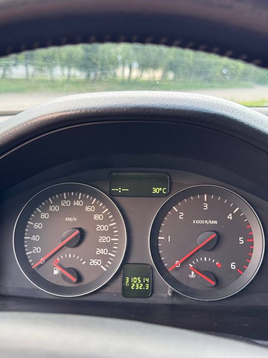 Volvo v50 2010 р