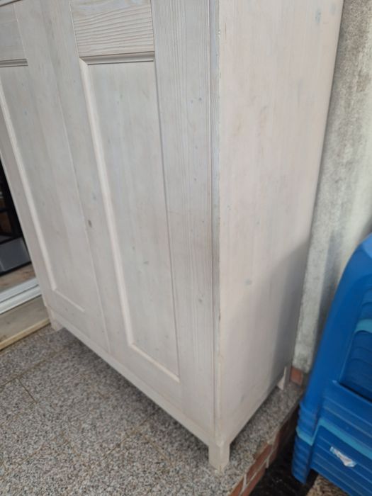 Movel ikea 2 portas 3 prateleiras