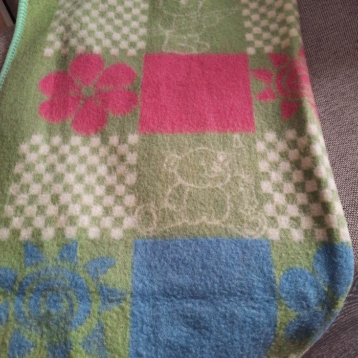 Детские одеяло и плед