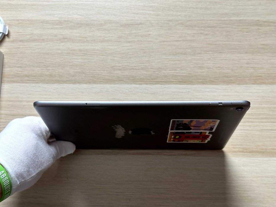 iPad Pro 9.7 32GB LTE Czarny – 83% Baterii, Sprawny, 30 dni gwarancji