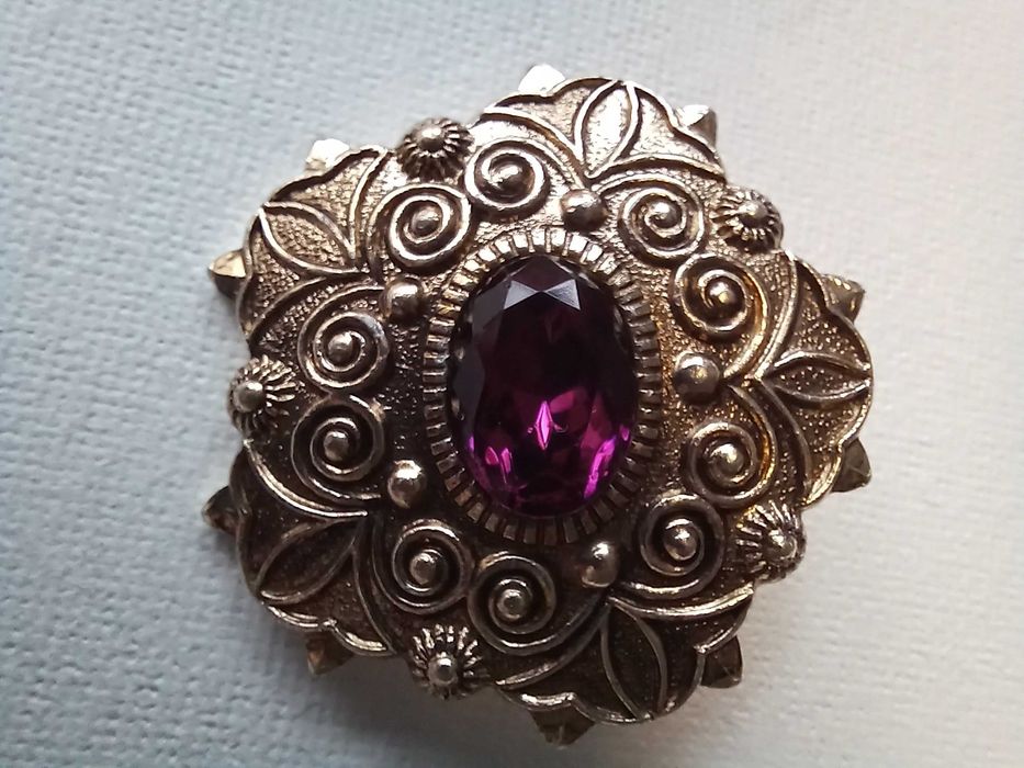 Броши винтаж и современные