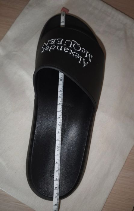 Шлёпанцы Alexander McQueen