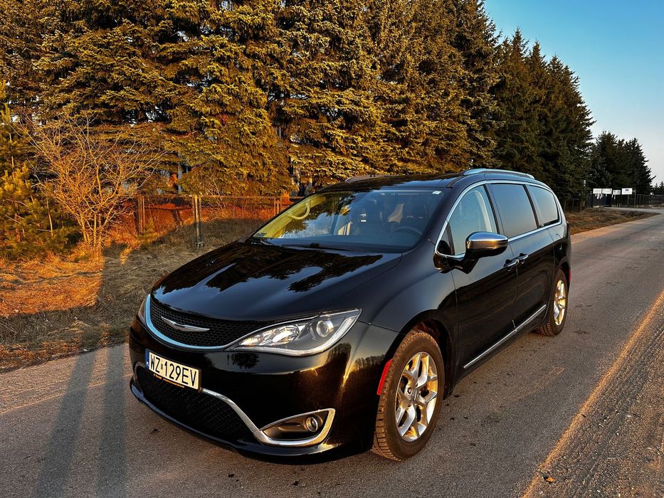 Chrysler Pacifica