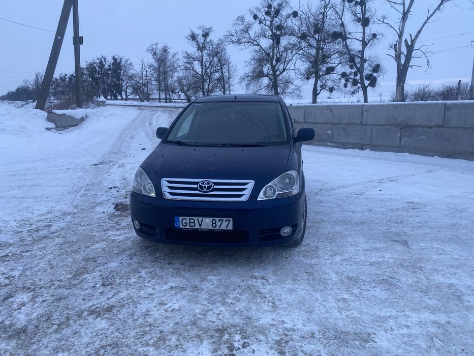 Продам Toyota Avensis