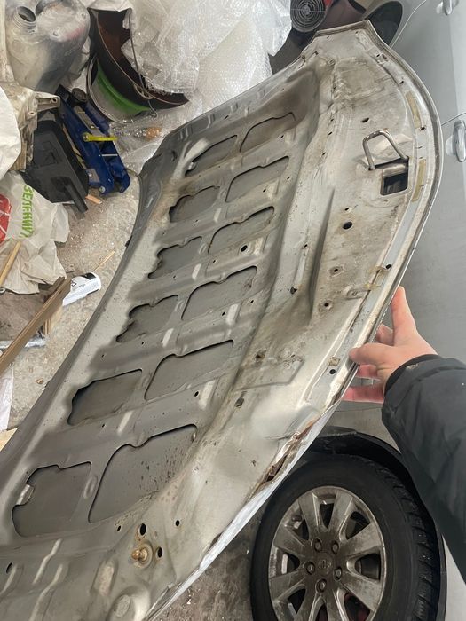 Продам капот камри 40 Европа оригинал